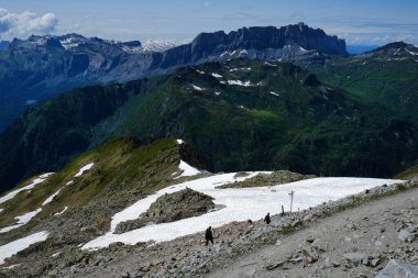 Plate Desert and chain Fiz Range ya da Faucigny Massif 'in Fiz kayaları, Brevent Dağları, Chamonix, Haute Savoie, Fransa
