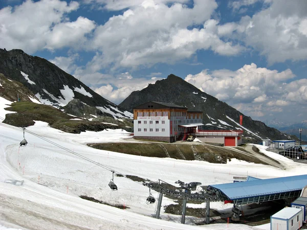 Zomer berglandschap op de kitzsteinhorn gletsjer, Oostenrijk — Stockfoto