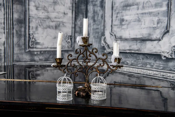 Antique Candlestick Candles Large Gray Hall — Stock Photo, Image