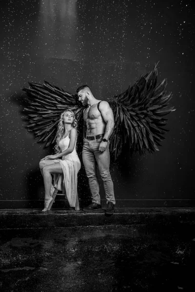 Handsome Muscular Man Angel Costume Black Wings Fragile Defenseless Beautiful — Stock Photo, Image