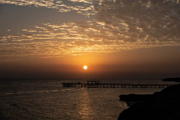 Nascer Sol Sobre Costa Praia Dezembro Egito — Fotografia de Stock