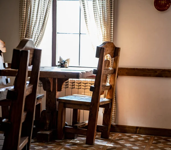 Interior Sala Estilo Antigo Com Móveis Madeira — Fotografia de Stock