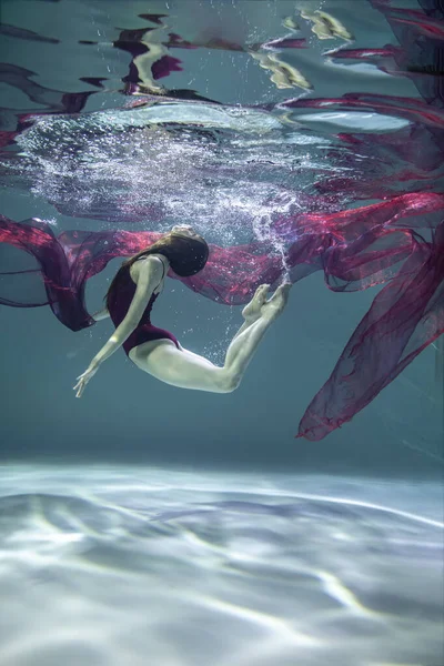 수영복을 배경에 아름다운 — 스톡 사진