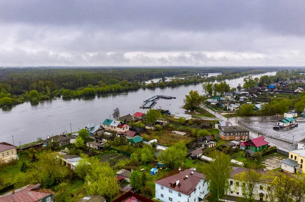 Een Panoramisch Uitzicht Rivier Het Historische Centrum Van Gorokhovets Tijdens — Stockfoto