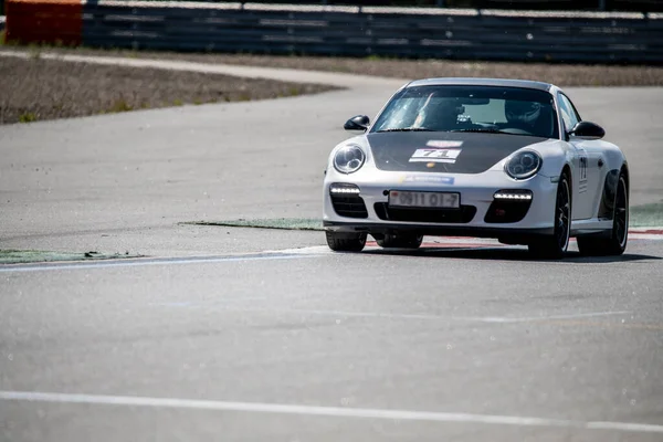 Voitures Sport Course Sur Piste Course Autodrome Par Une Journée — Photo