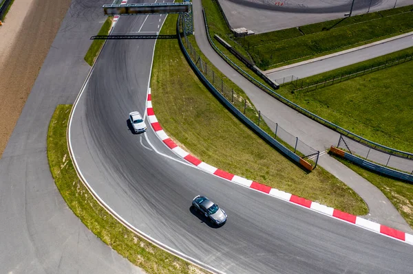 Una Vista Panoramica Sull Evitare Correre Auto Sportive Prima Delle — Foto Stock