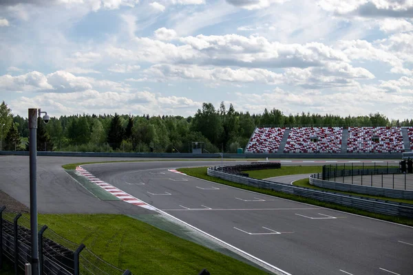 Racewagens Rijden Met Hoge Snelheid Baan Races Het Circuit — Stockfoto