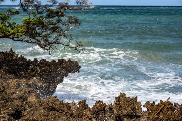 Oceano Índico Maré Baixa Quando Recifes Coral São Expostos — Fotografia de Stock