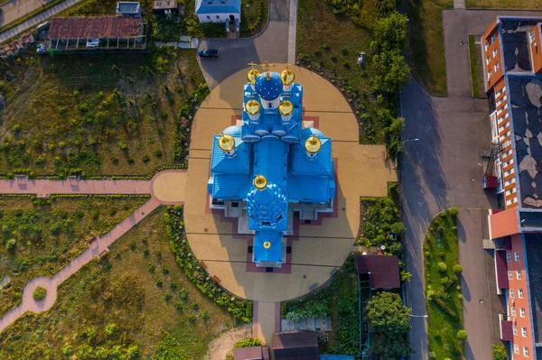 Een Panoramisch Uitzicht Oude Witstenen Kerk Met Een Blauw Dak — Stockfoto
