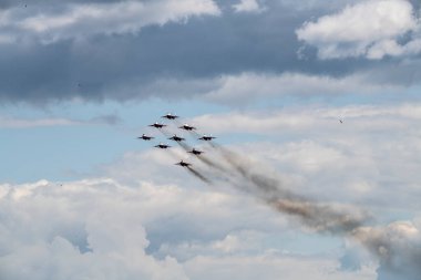 Modern savaş uçaklarının Zhukovsky 'deki MAKS-21 uzay gösterisindeki gösteri uçuşları 07 / 24 / 2021