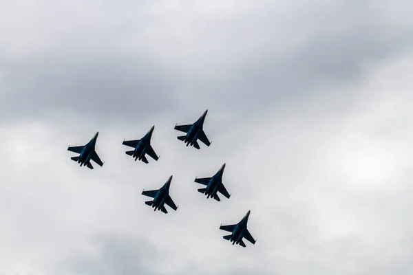 demonstration flights of modern combat aircraft at the Max-21 aerospace salon in Zhukovsky