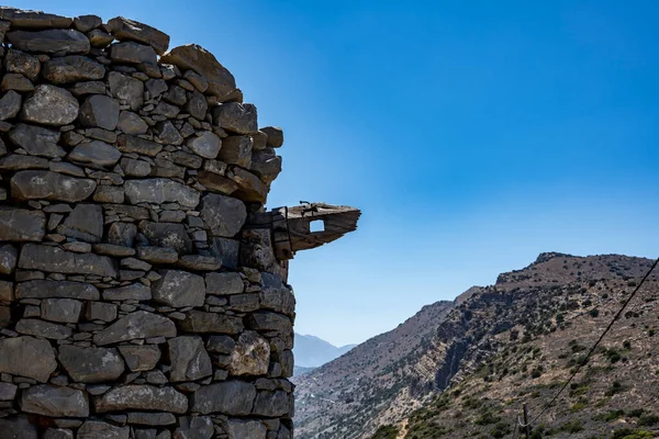 Antiguos Molinos Piedra Sus Ruinas Las Laderas Las Montañas Creta — Foto de Stock