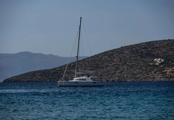 Landschaft Mit Blick Auf Den Küstenstreifen Und Ein Seeschiff Horizont — Stockfoto