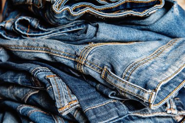 Mavi jeans closeup yığını