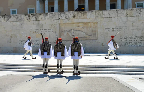 Athens Görögország Június Változás Ünnepélyes Elit Gyalogság Evzones Közel Parlament — Stock Fotó