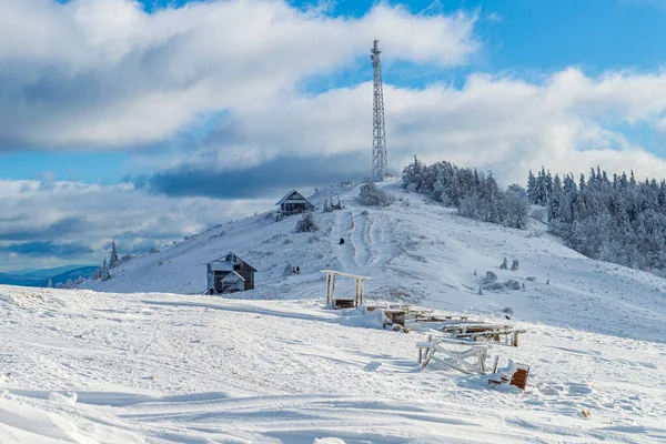 Ski Sur Montagne Zakhar Berkut Carpates Ukraine — Photo