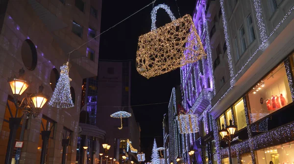 Budapest Hongarije December 2017 Kerstversiering Nachts Straat Boedapest December 2017 — Stockfoto