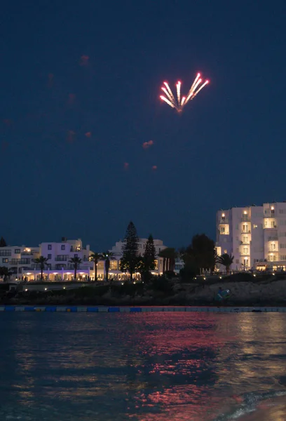 Kleurrijk Vuurwerk Het Strand Cyprus — Stockfoto