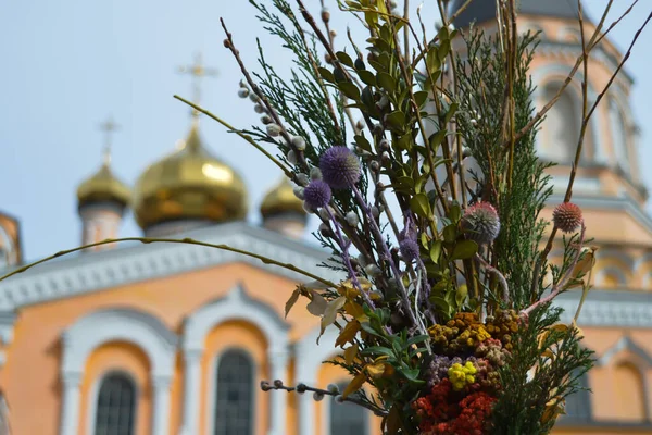 KYIV, UKRAINE - 1 Nisan 2018 'de Ukrayna' nın başkenti Kyiv 'deki Plato Kilisesi' nde Palm Sunday. 