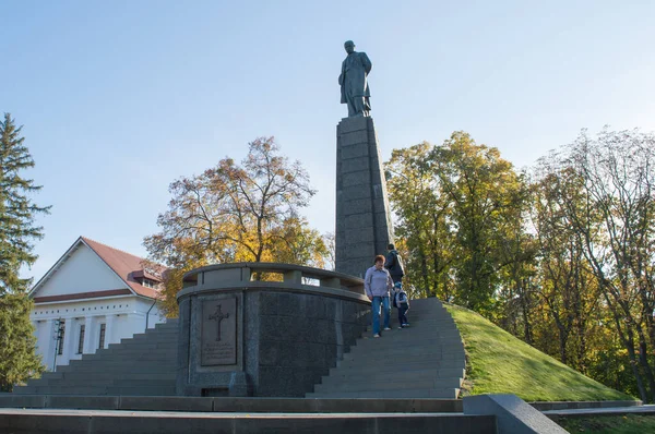 Kaniv Ukraine Október Tarasz Sevcsenko Emlékmű Tarasz Hegyen Vagy Csernye — Stock Fotó