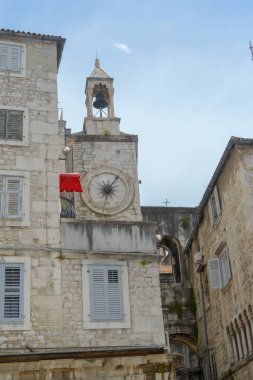 BÖLÜM, CROATIA - 15 Haziran 2019 'da Hırvatistan' ın Split kentinin dar sokakları.