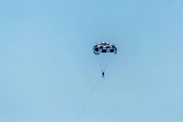 Paraglisarea Cerul Albastru — Fotografie, imagine de stoc
