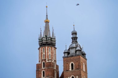 KRAKOW, POLAND - 21 Aralık 2023: Krakow, Polonya 'da Aziz Marys Bazilikası