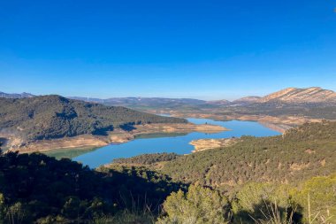 Guadalhorce rezervleri Guadalhorce Nehri 'nin ortasındaki altı rezervuardan oluşan bir gruptur ve İspanya' nın Endülüs kentindeki en büyük iki kolundan biridir.