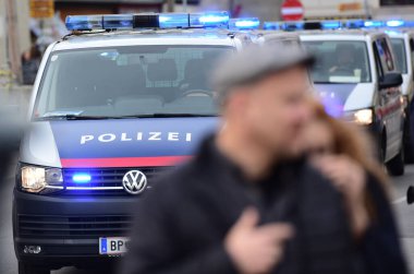 Viyana 'da polis operasyonları ve polis kontrolü - Kilitlenme (Avusturya) 