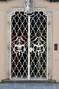 Avusturya 'da tecrit, kapalı mağaza (Avrupa