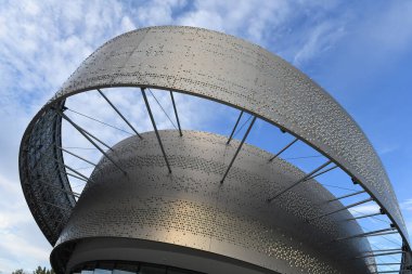 Mattighofen, Yukarı Avusturya, Avusturya ve Avrupa 'daki KTM Motohall' un dış görünüşü