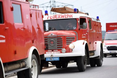 İtfaiye vintage araçları, Vcklabruck ilçesi, Yukarı Avusturya, Avusturya, Avrupa;