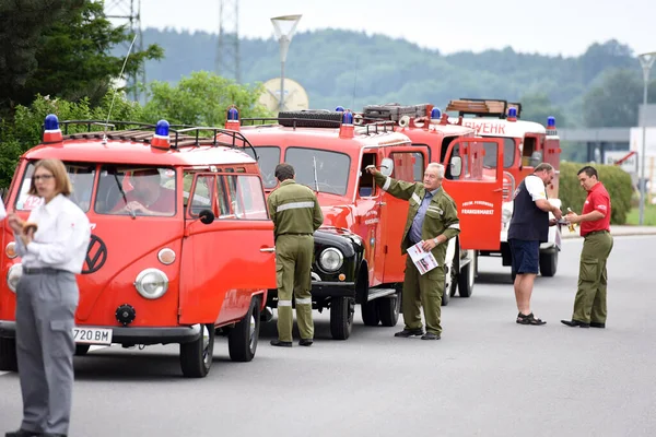 İtfaiye vintage araçları, Vcklabruck ilçesi, Yukarı Avusturya, Avusturya, Avrupa;