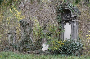 Viyana 'daki Sankt Marx mezarlığı 1874 yılında kapatıldı ve listelenmiş bir binadır.