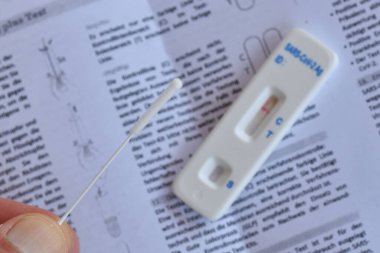 Avusturya, Avrupa 'da antijen testi için Corona test kiti