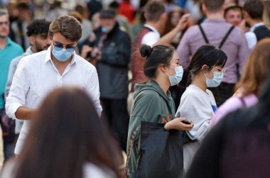 Münih, Almanya ve Avrupa 'da kamuoyunda koruyucu maske