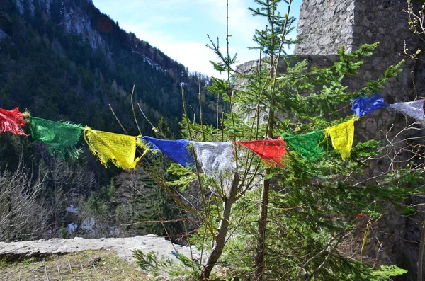 Tibetanska Böneflaggor Wartenfels Slott Thalgau Salzburg Europa — Stockfoto