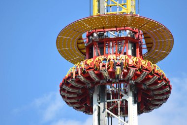 Serbest düşüş kulesi 