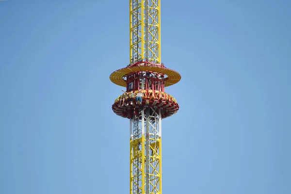 Torre Queda Livre Ressaca Munique Série Verão Cidade Vez Oktoberfest — Fotografia de Stock