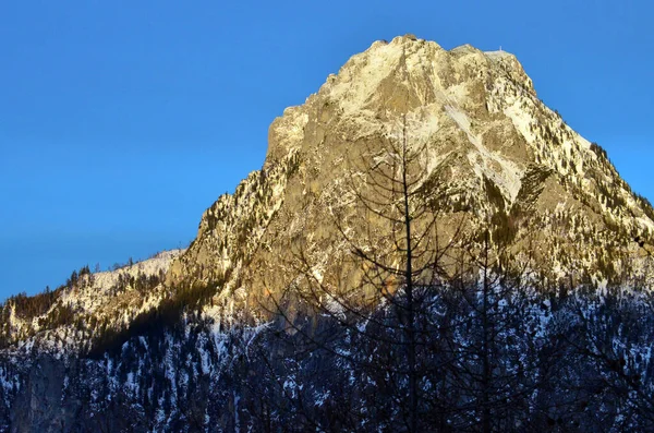 Traunstein Met Sneeuw Avondzon Salzkammergut Oostenrijk Europa — Stockfoto