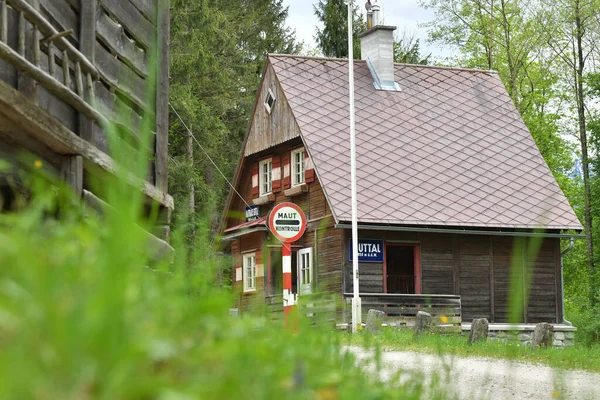 잘츠부르크에 Grossglockner High Alpine Road Guttal Toll House Grossgmain Open — 스톡 사진