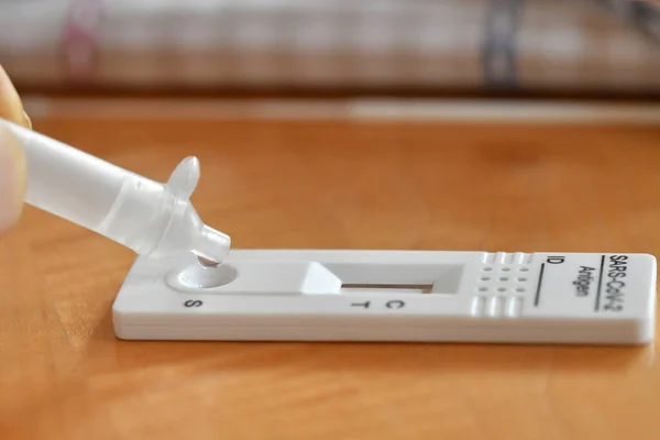 Avusturya, Avrupa 'da dijital kendini test için antijen test kiti