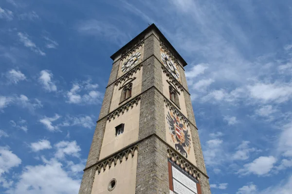 町の塔とエンヌの町の広場 上オーストリア オーストリア ヨーロッパ — ストック写真