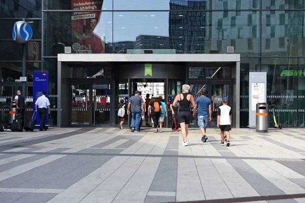 Nueva Estación Tren Principal Viena Austria Europa — Foto de Stock