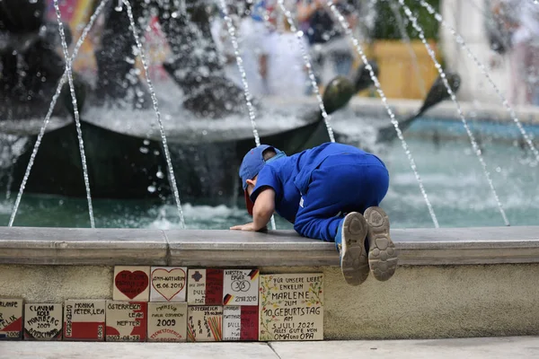 Fontein Het Grote Pretpark Prater Wenen Oostenrijk Europa — Stockfoto