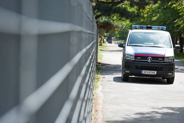 Veicolo Della Polizia Nel Prater Hauptallee Vienna Austria Europa — Foto Stock