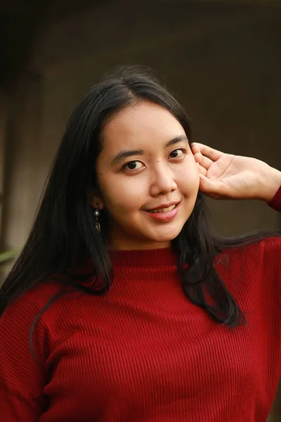 Young Beautiful Woman Wearing Red Casual Shirt — Stock Photo, Image