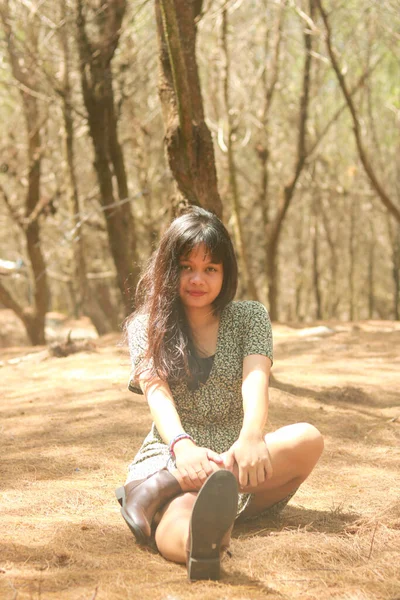 Estilo Vida Aire Libre Retrato Hermosa Joven Mujer Asiática Playa —  Fotos de Stock