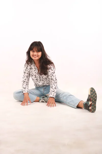 Retrato Belleza Cara Femenina Sobre Fondo Blanco —  Fotos de Stock