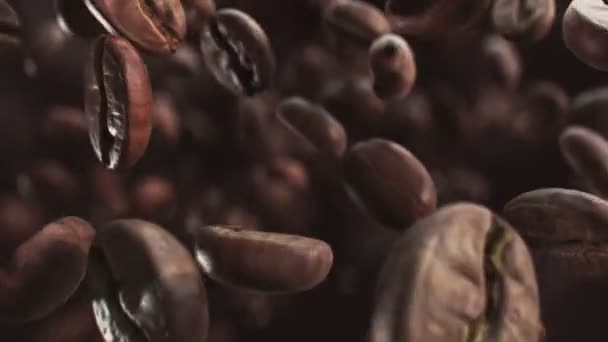 Geröstete Kaffeebohnen Springen Superzeitlupe — Stockvideo